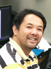 Yoshihiro Komatsu